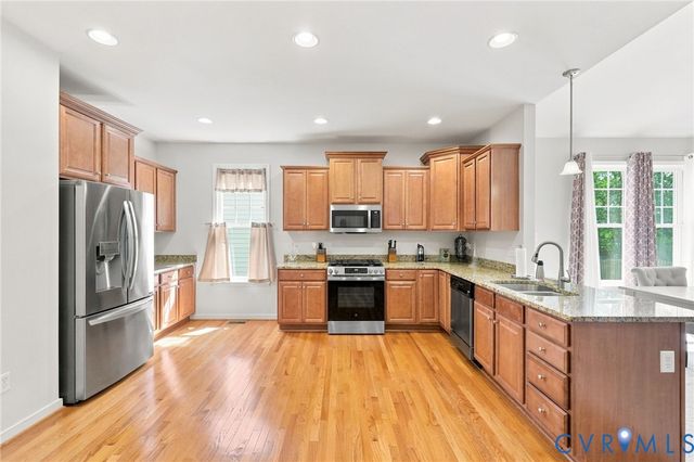 9445 Rutlandshire Dr, Mechanicsville, VA 23116