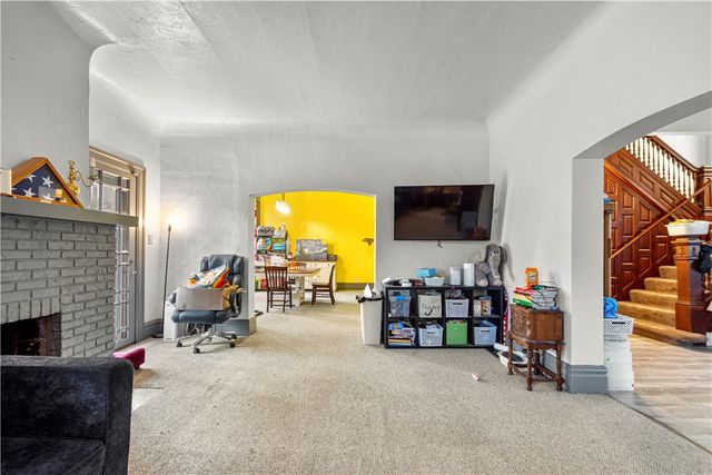528 Beechwood Avenue, Carnegie, PA 15106