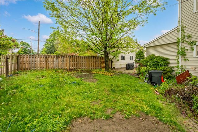 528 Beechwood Avenue, Carnegie, PA 15106