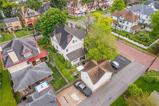 528 Beechwood Avenue, Carnegie, PA 15106