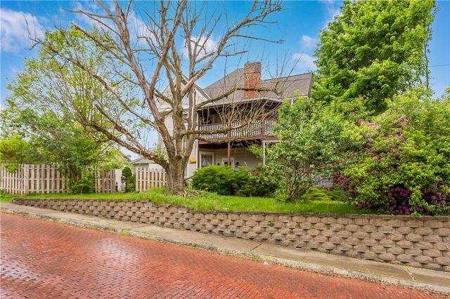528 Beechwood Avenue, Carnegie, PA 15106