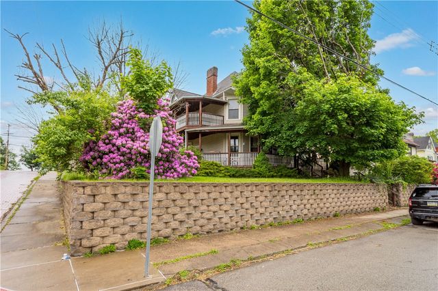 528 Beechwood Avenue, Carnegie, PA 15106