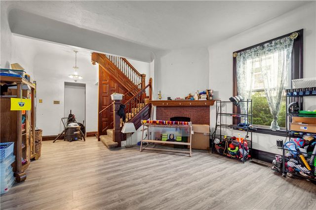 528 Beechwood Avenue, Carnegie, PA 15106