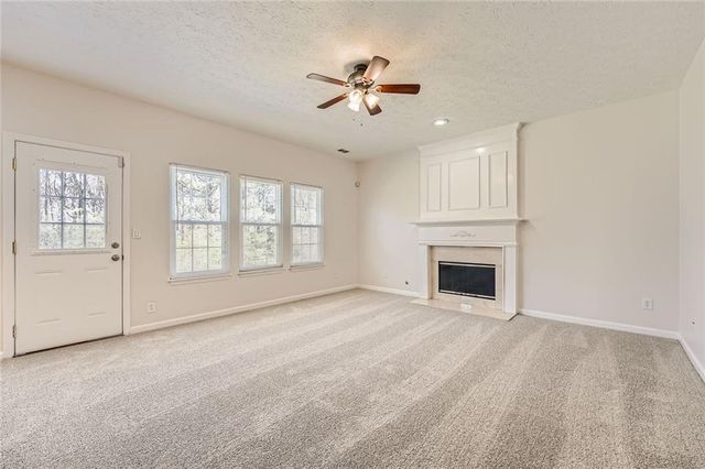 4157 Medlock Wood Dr, Snellville, GA 30039