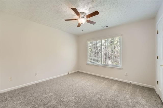 4157 Medlock Wood Dr, Snellville, GA 30039