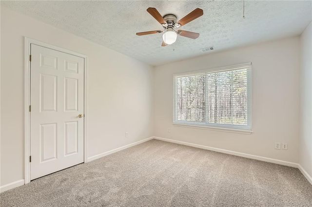 4157 Medlock Wood Dr, Snellville, GA 30039