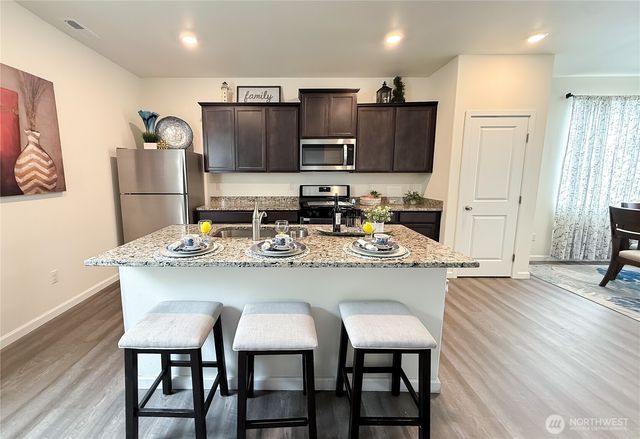 28402 78th Ave NW, Stanwood, WA 98292