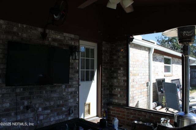 1494 DOLPHIN Street N, Orange Park, FL 32073