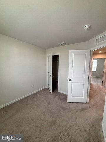 57 SEBAGO PL, Martinsburg, WV 25403