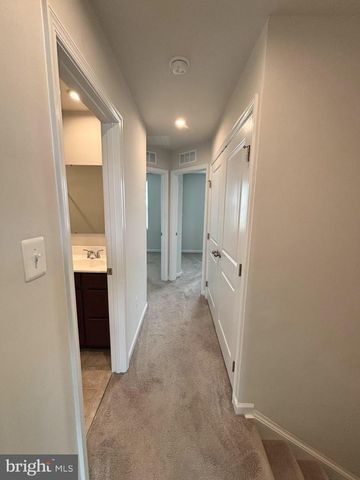 57 SEBAGO PL, Martinsburg, WV 25403