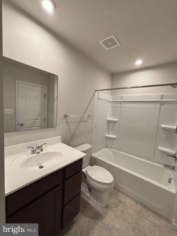 57 SEBAGO PL, Martinsburg, WV 25403
