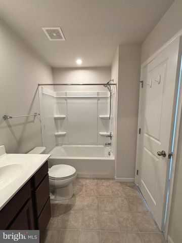 57 SEBAGO PL, Martinsburg, WV 25403