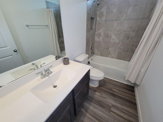 907 Youth Water Road, Montgomery, TX 77316