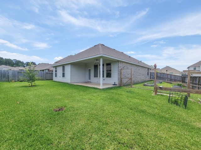 907 Youth Water Road, Montgomery, TX 77316