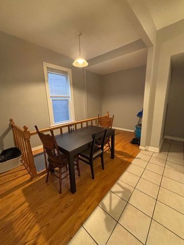 2682 N Orchard Street 1R, Chicago, IL 60614