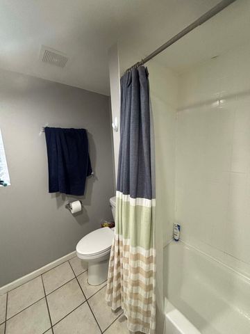 2682 N Orchard Street 1R, Chicago, IL 60614
