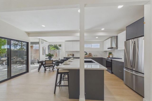 5667 Greenridge Road, Castro Valley, CA 94552
