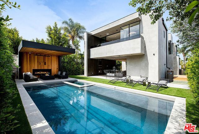 434 N Flores Street, Los Angeles, CA 90048