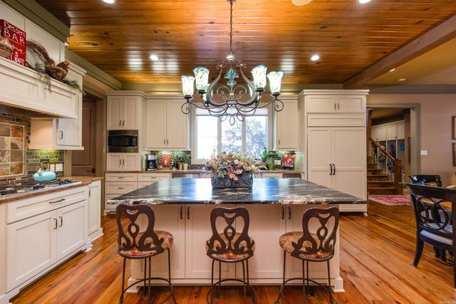 28 Trotter Lane, Little Rock, AR 72223