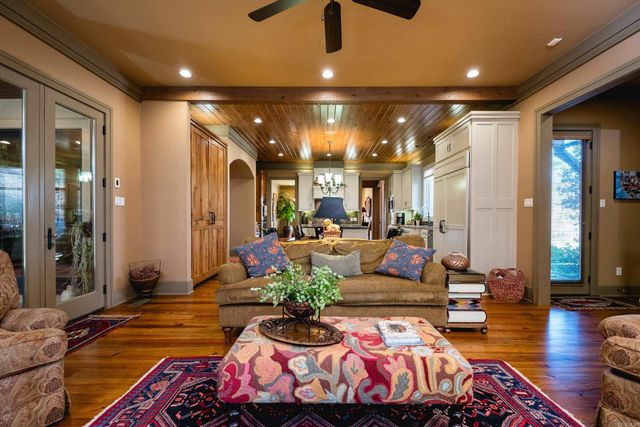 28 Trotter Lane, Little Rock, AR 72223