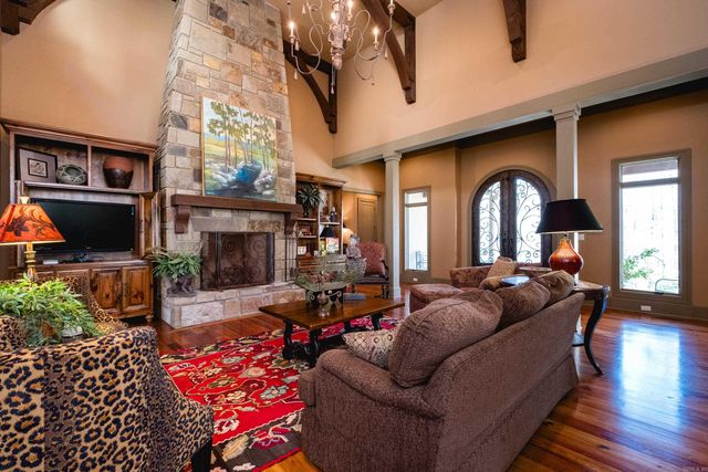 28 Trotter Lane, Little Rock, AR 72223