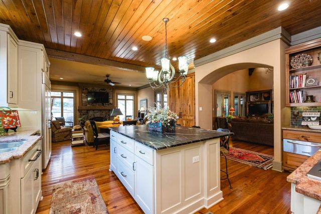 28 Trotter Lane, Little Rock, AR 72223