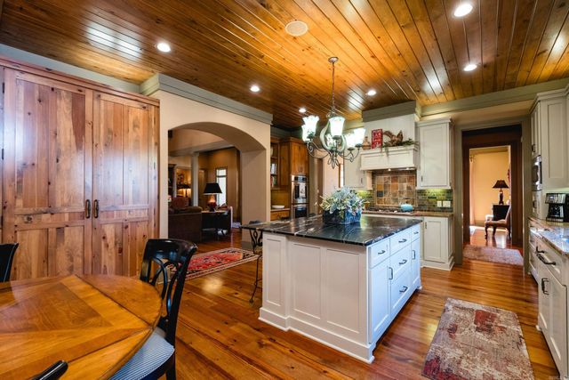 28 Trotter Lane, Little Rock, AR 72223