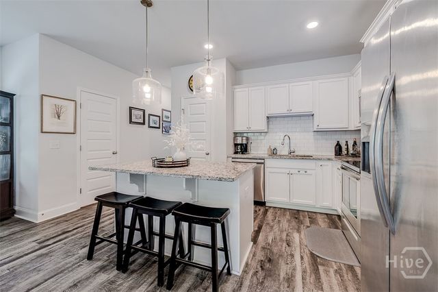 41 Leaf Court, Richmond Hill, GA 31321