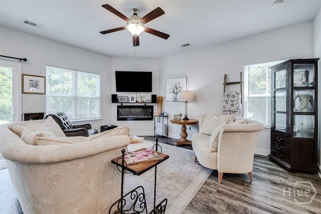 41 Leaf Court, Richmond Hill, GA 31321