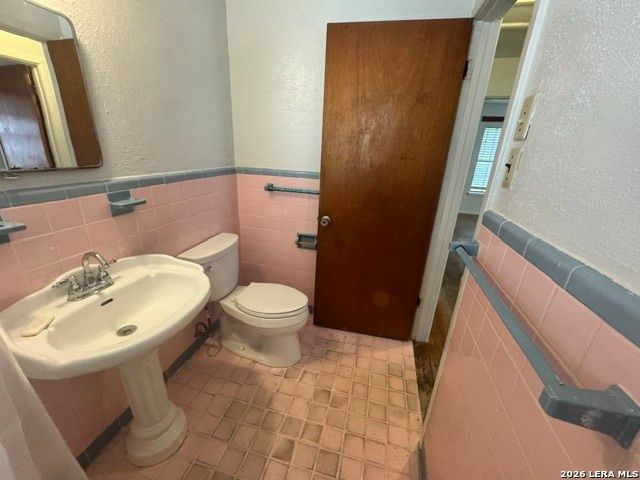670 Maria Elena, San Antonio, TX 78228