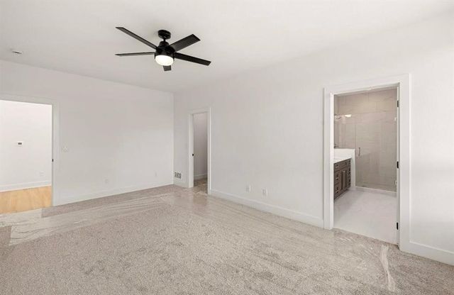 9364 Brooks Place, Norwalk, IA 50211