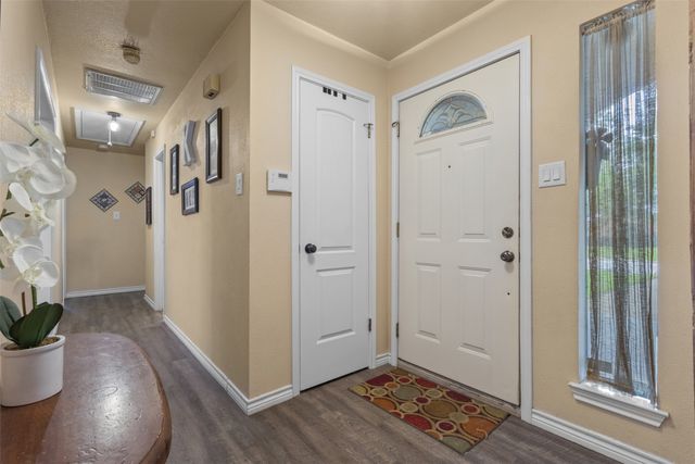 1617 Westridge Drive, Hurst, TX 76054