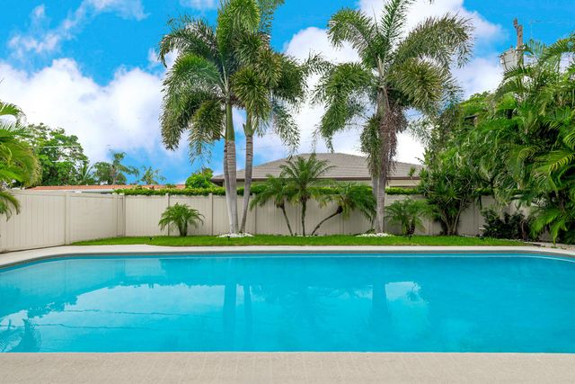 330 NE 26th Street, Boca Raton, FL 33431