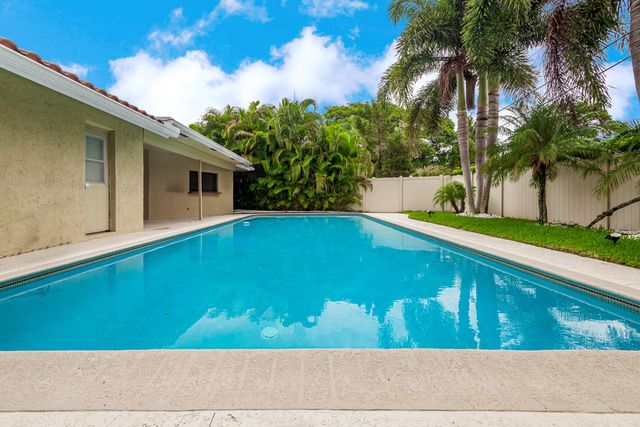 330 NE 26th Street, Boca Raton, FL 33431