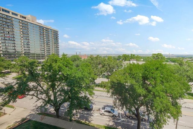700 E 8th Street 5K, Kansas City, MO 64106
