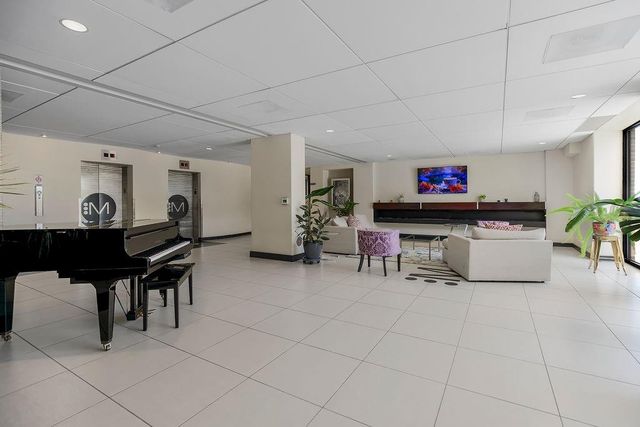 700 E 8th Street 5K, Kansas City, MO 64106
