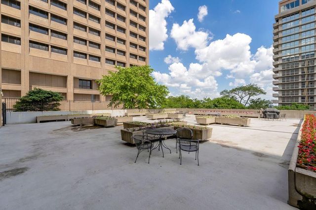 700 E 8th Street 5K, Kansas City, MO 64106