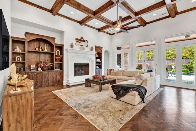 6247 Lupton Drive, Dallas, TX 75225