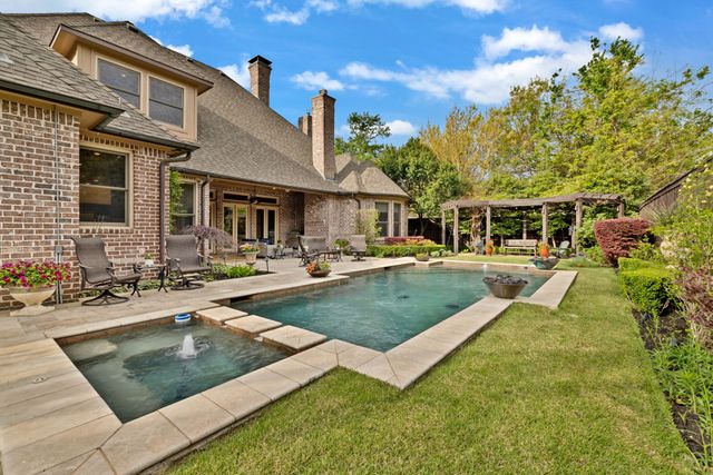 6247 Lupton Drive, Dallas, TX 75225