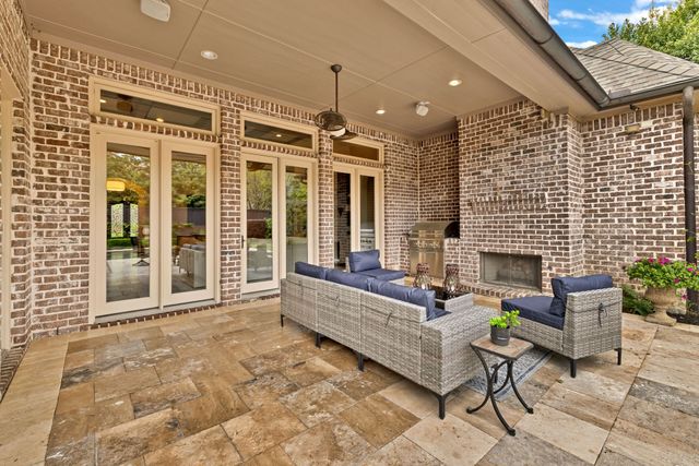 6247 Lupton Drive, Dallas, TX 75225