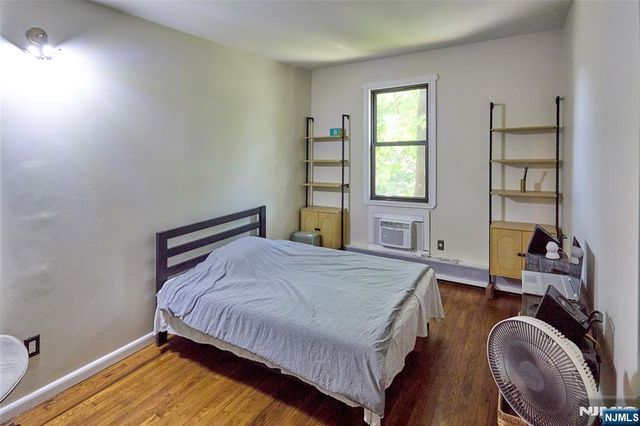 57 Brookway Avenue 2D, Englewood, NJ 07631