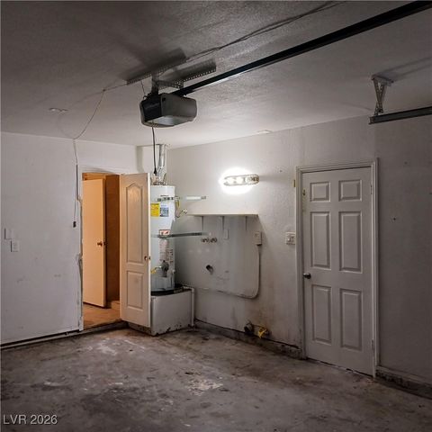 6721 Tiffollo Lane, Las Vegas, NV 89156