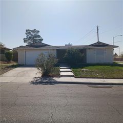 6721 Tiffollo Lane, Las Vegas, NV 89156
