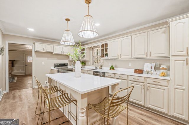 4975 Brawner Lake Drive, Austell, GA 30106