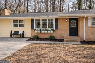 4975 Brawner Lake Drive, Austell, GA 30106