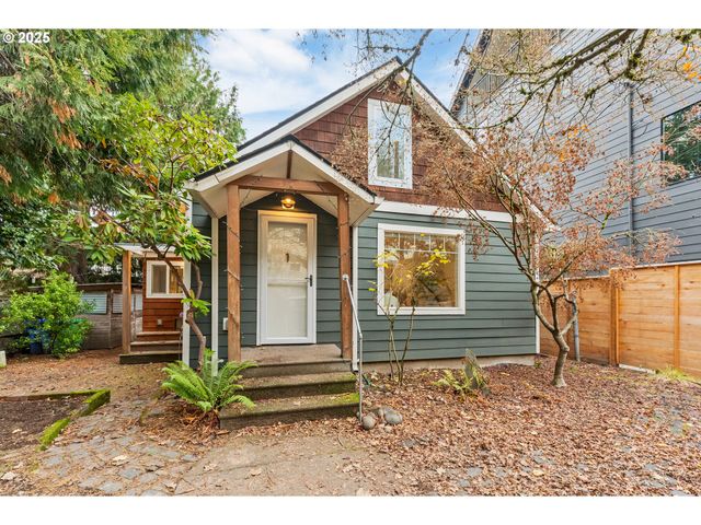 6416 S CORBETT Ave, Portland, OR 97239