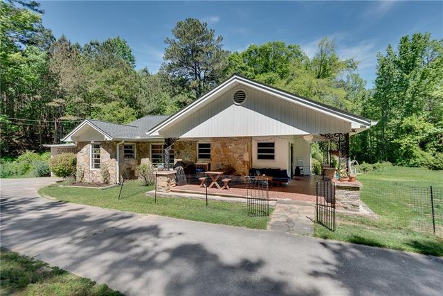 3395 Pope Road, Douglasville, GA 30135