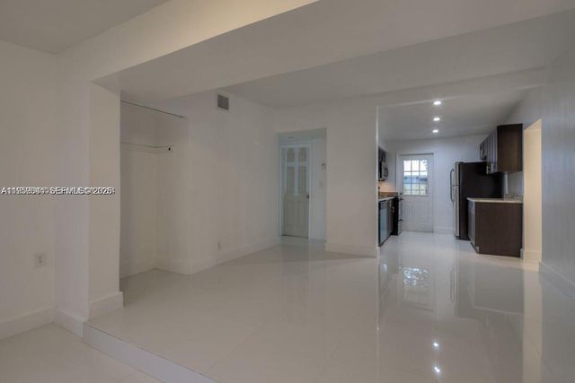 2260 Service Rd 0, Opa-locka, FL 33054