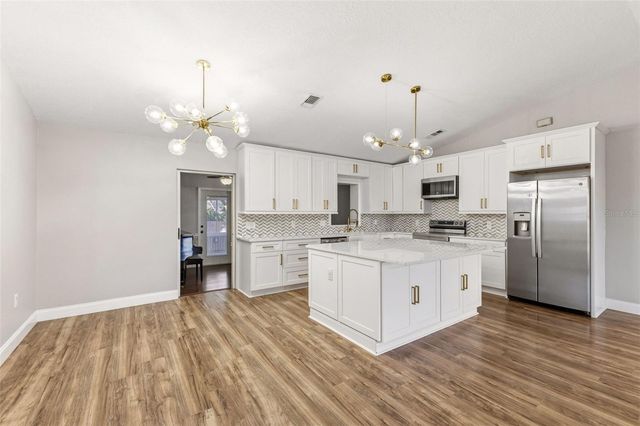 703 SCOTT LAKE VILLAGE S, Lakeland, FL 33813