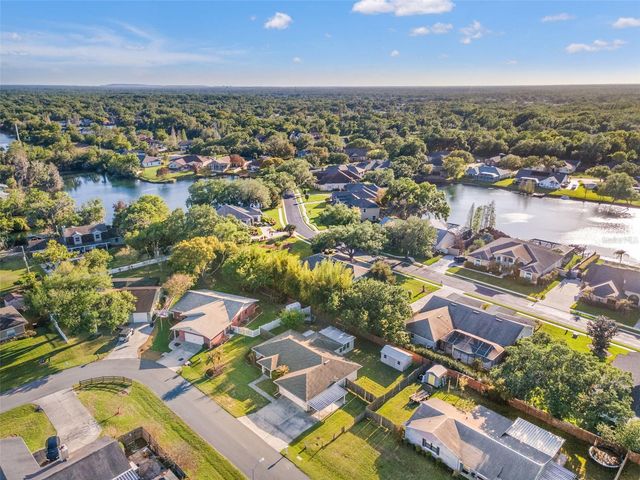 703 SCOTT LAKE VILLAGE S, Lakeland, FL 33813